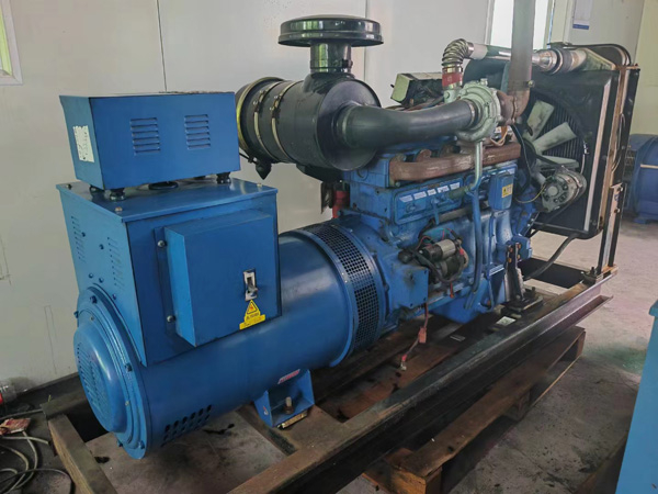 龙泉驿100kW柴油发电机组使用多级机油有哪些优缺点？